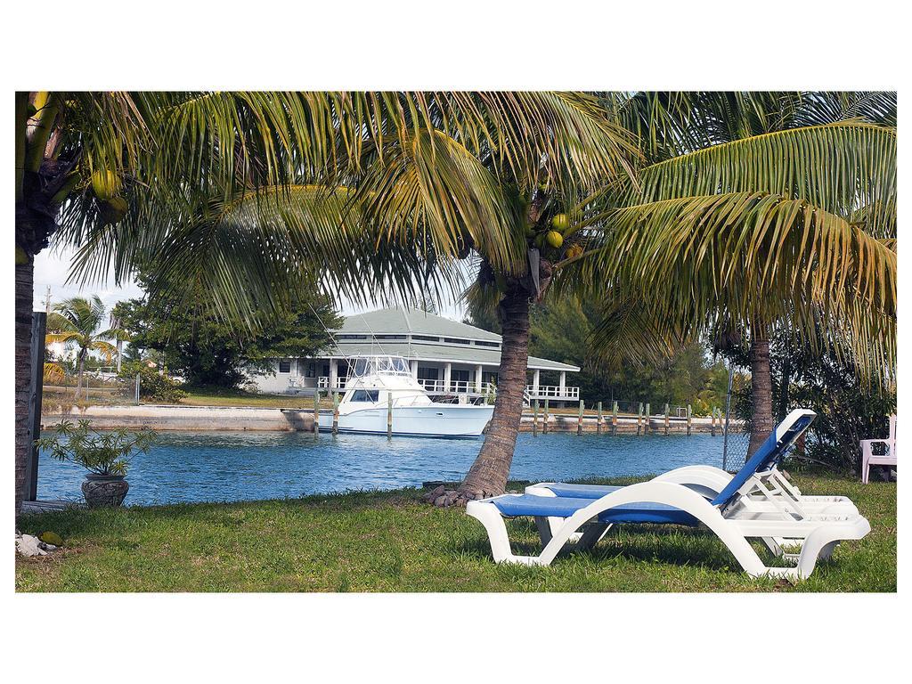 Silver Point Villa フリーポート エクステリア 写真