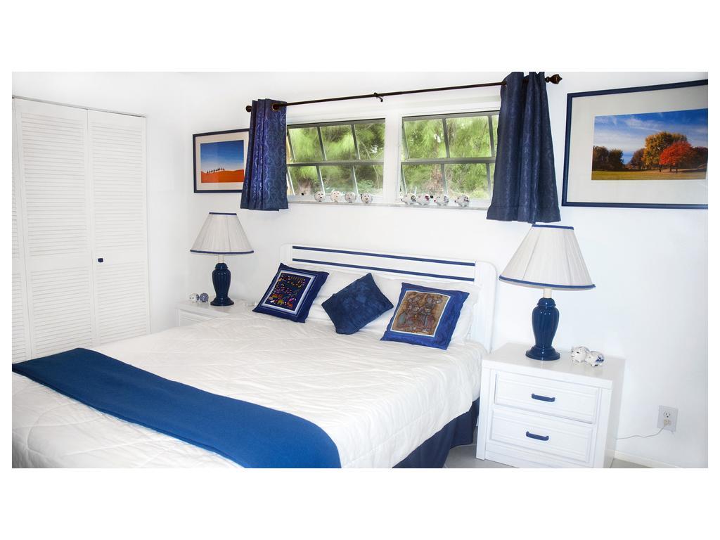 Silver Point Villa フリーポート エクステリア 写真