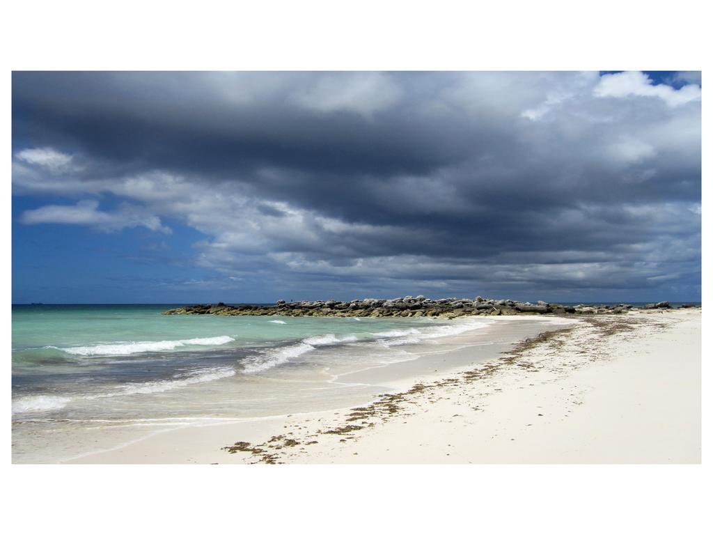 Silver Point Villa フリーポート エクステリア 写真
