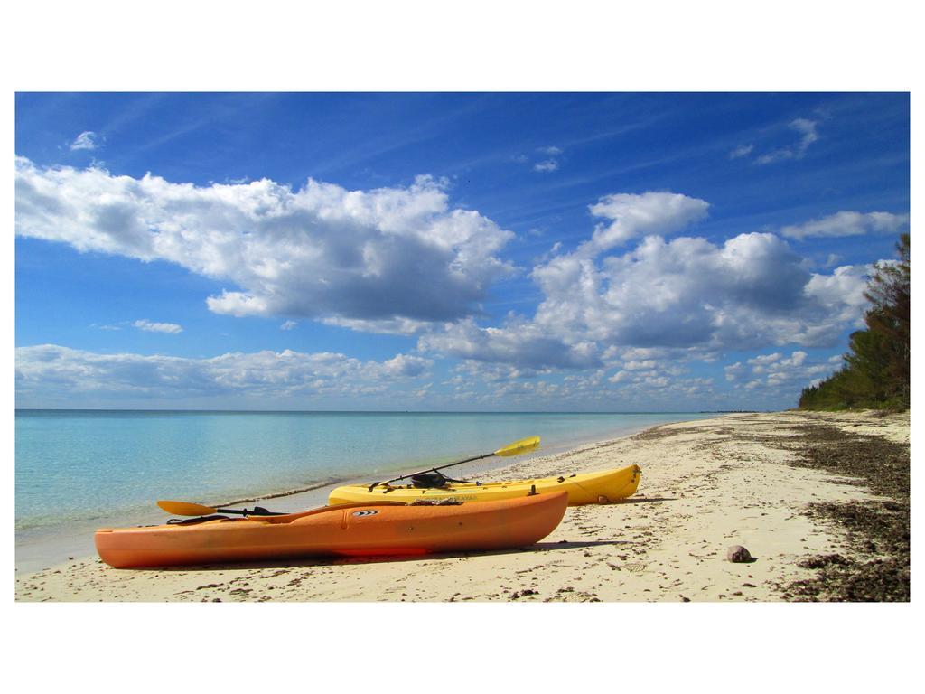 Silver Point Villa フリーポート エクステリア 写真