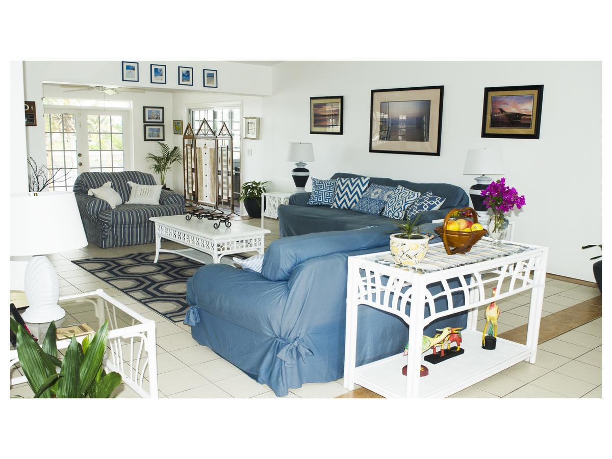 Silver Point Villa フリーポート エクステリア 写真